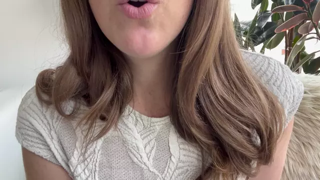 Poster: Nicolette Bloom – Let Me Smell Your Stinky Butt