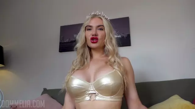 Poster: Dommelia - Loser Funded Queendom - August 2025