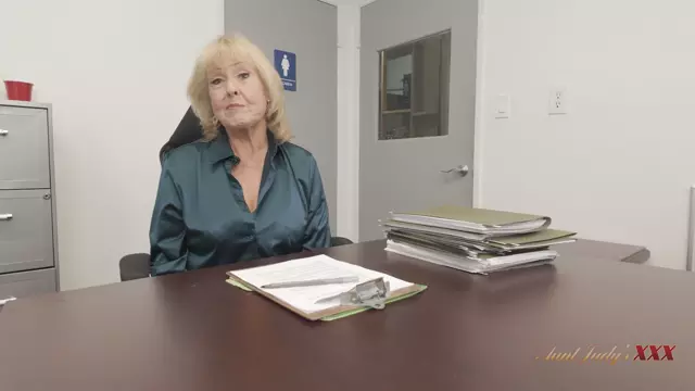 Poster: Desiree Eden - Pov : A Job Interview With Boss Babe Desiree Takes A Wild Turn