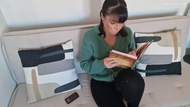 Poster: Yourgirlnextdoor1 – Sexting With Mommy The Path To A Taboo Relationship