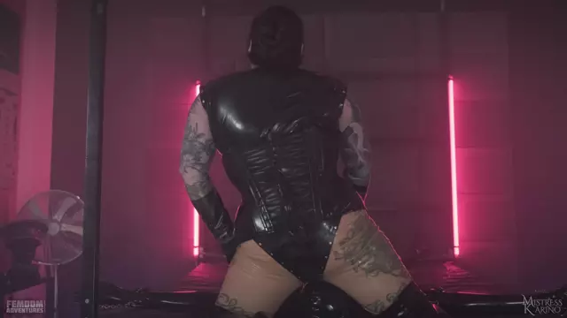 Poster: Latex Facesitting And Ass Worship With Rubber Gimp