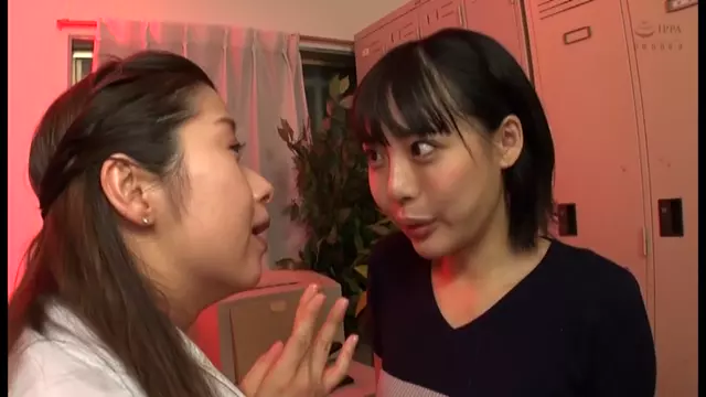 Poster: EVIS-604 Female Doctors Obscene Nose Licking Lesbian Examination