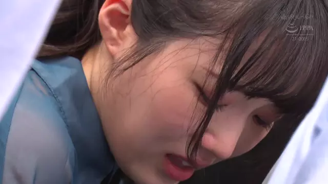 Poster: Arima Miku, Misumi Rei, Amatsuki Azu, Sawakita Anna - A girl in a sheer shirt is unable to resist the shame of having her underwear removed on the train and her big breasts exposed through the transparent shirt FullHD