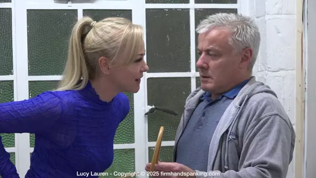 Poster: Lucy Lauren Measuring Up-S-T